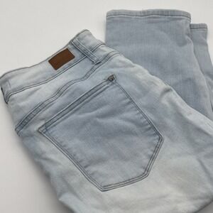 Judy Blue Capri Skinny Fit Jeans Womens‎ 14W (FITS 32 X 19)  Stretch Light Wash